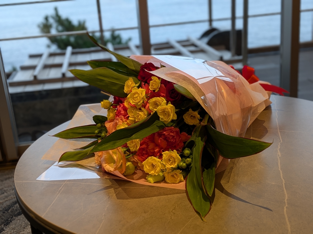 お誕生日や記念日に花束のご注文承ります。